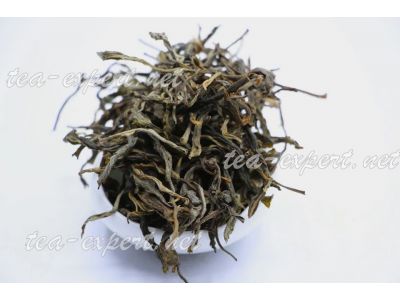 "正气塘"散体的茶(生茶) Zheng Qi Tang Sheng Cha "Шэн из Чжэн Ци Тан"