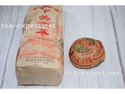 下关沱茶"甲级 沱茶"2004年(生茶) Jiaji Tuocha "Высший класс точа Сягуань"