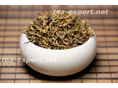 红茶"遵义红" Zunyi Hong "Красный чай из Цзуньи"