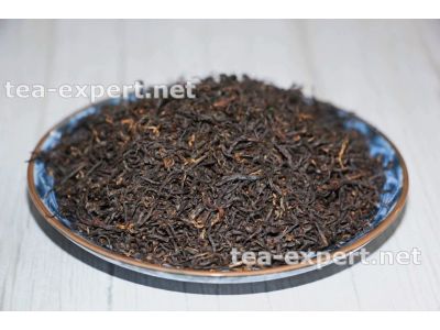 "宜兴红茶" Yixing Hong Cha "Красный чай из Исин"